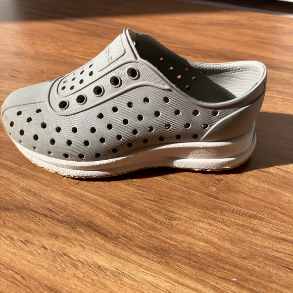 Native Shoes Other - Kids Native Shoe Robbie Sugarlite Slip-On Shoe Size 7M